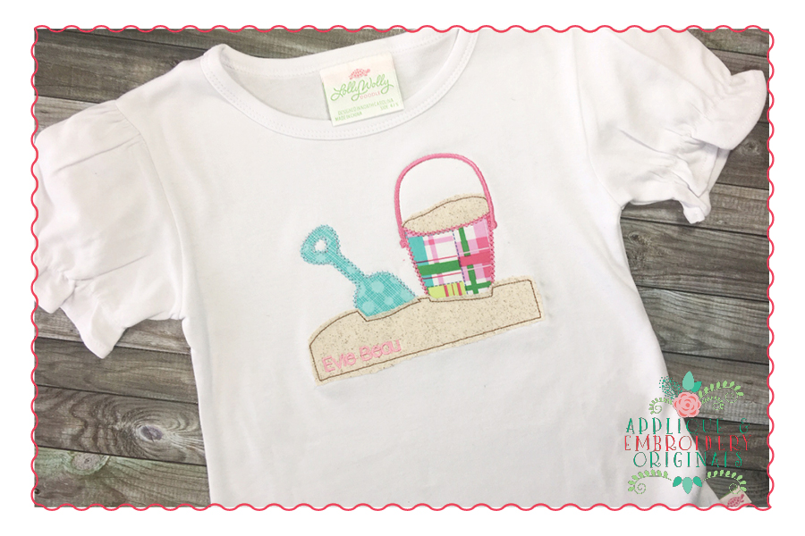 327 Shovel and Pail in Sand Vintage Applique Design Applique